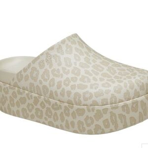 CROCS Women's Beige Leopard Print Clogs